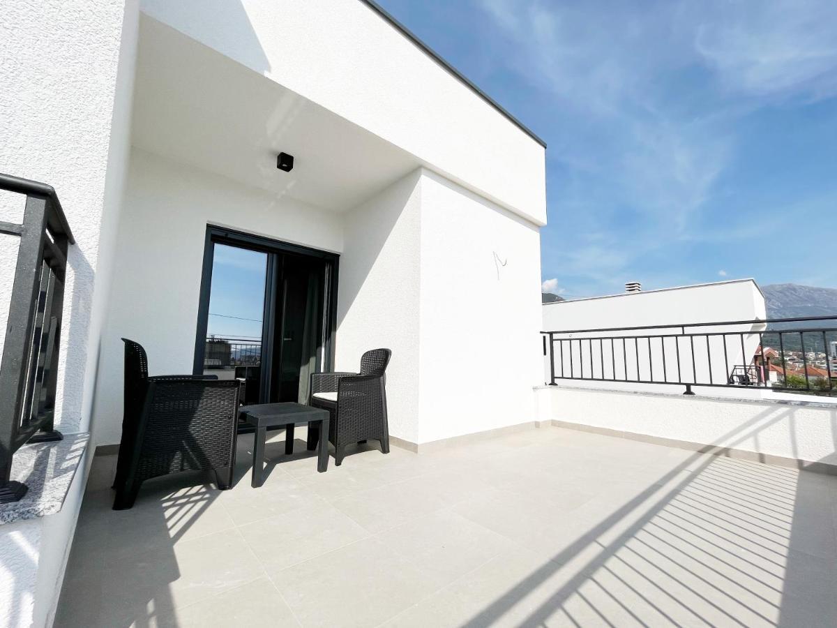 Lana Apartmani Bar Dış mekan fotoğraf