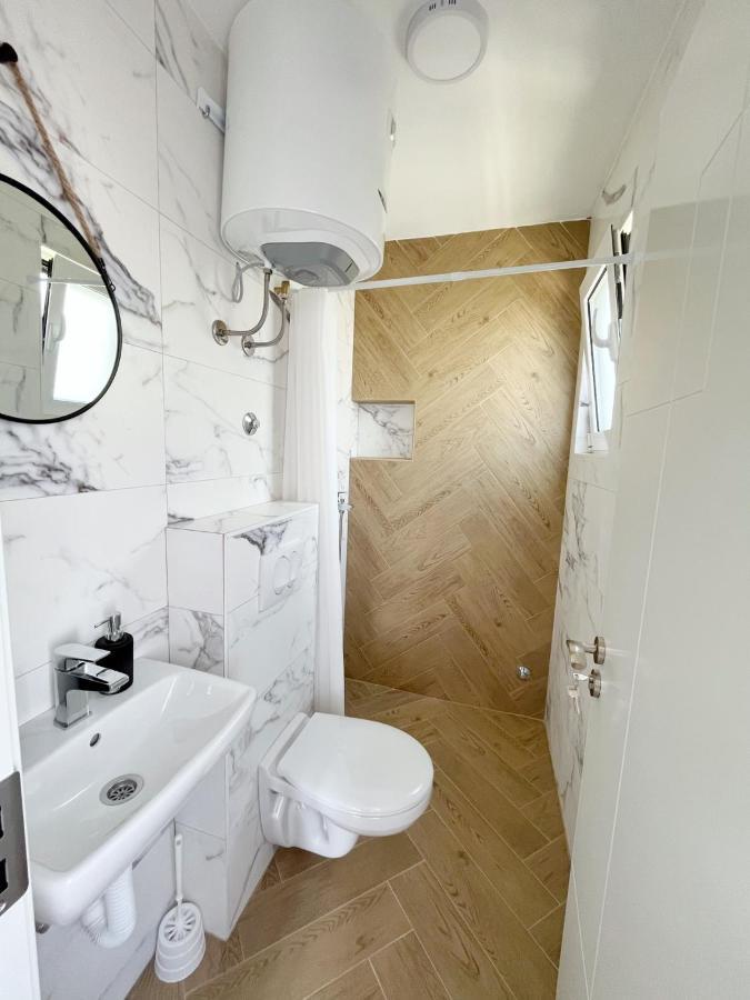 Lana Apartmani Bar Dış mekan fotoğraf