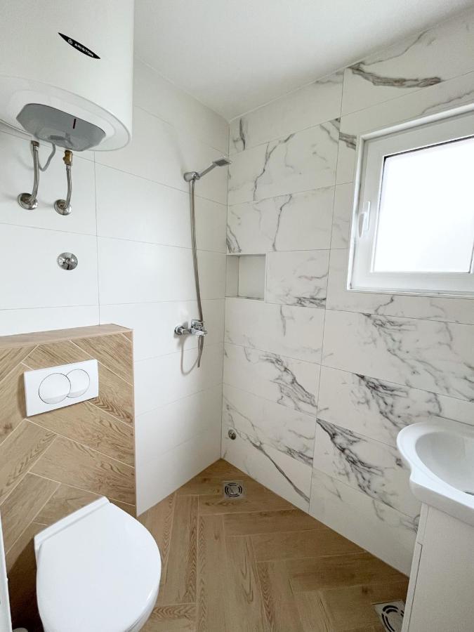 Lana Apartmani Bar Dış mekan fotoğraf