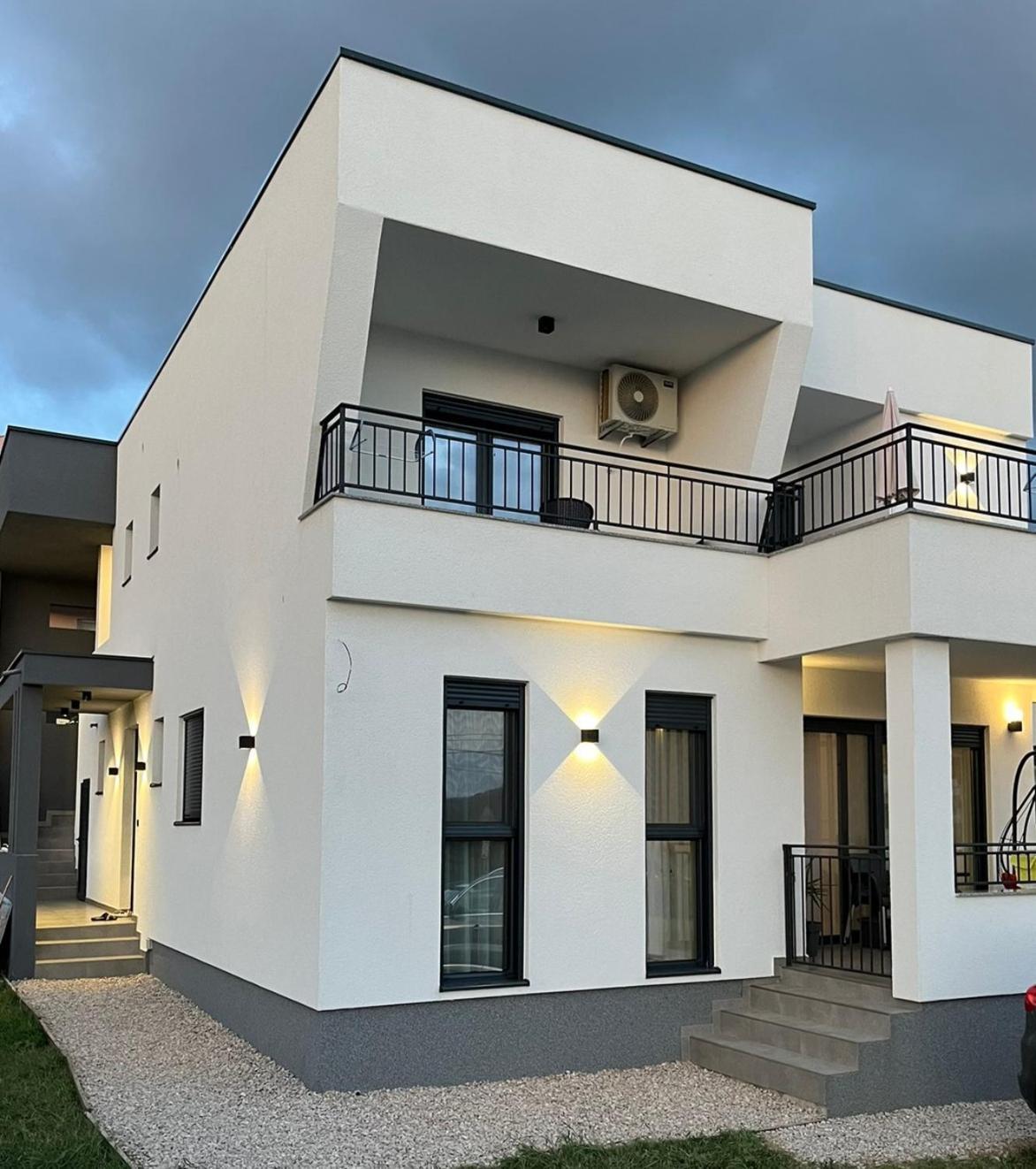 Lana Apartmani Bar Dış mekan fotoğraf