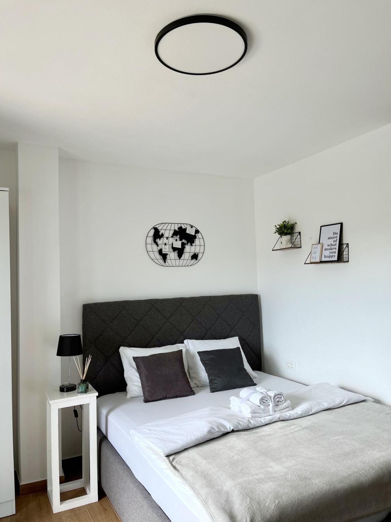Lana Apartmani Bar Dış mekan fotoğraf